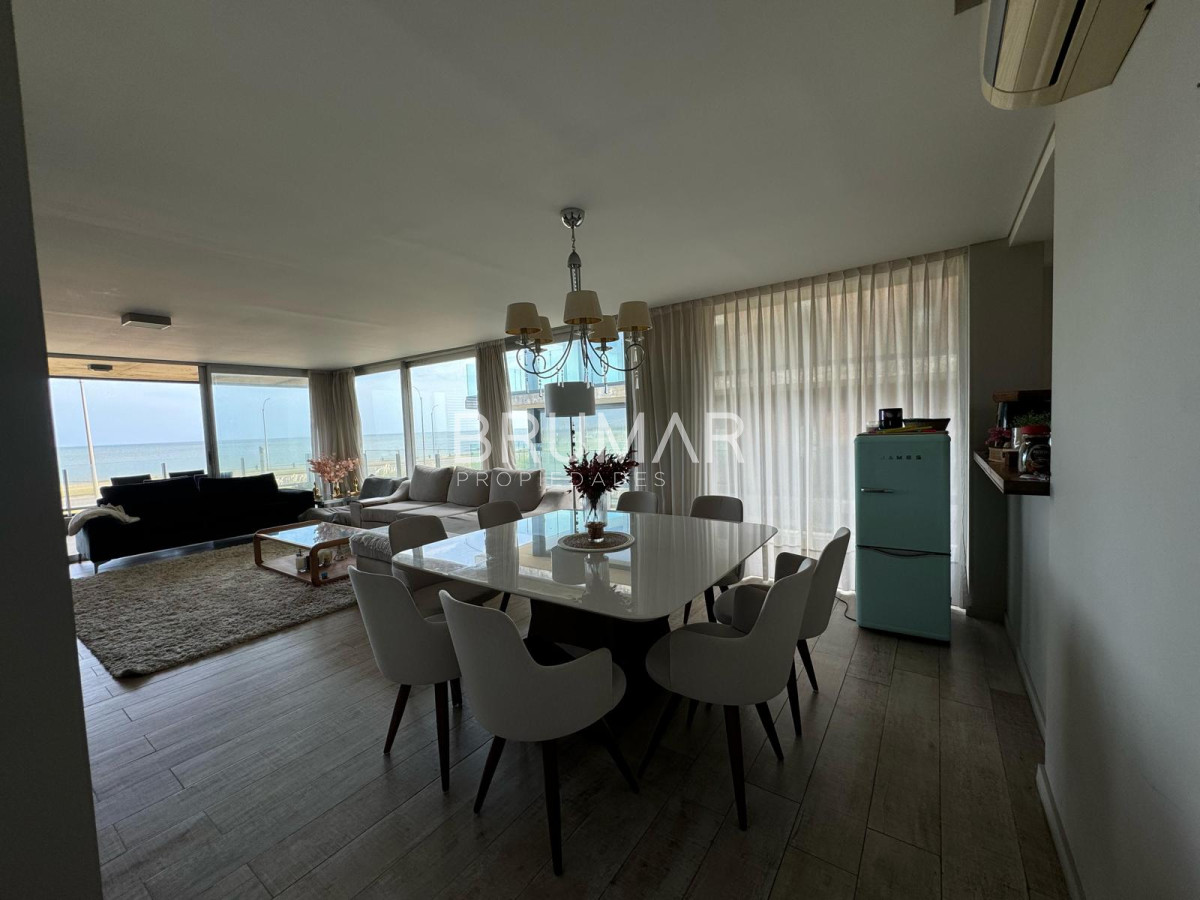 Apartamento ID.317 - Venta Primera linea Pinares