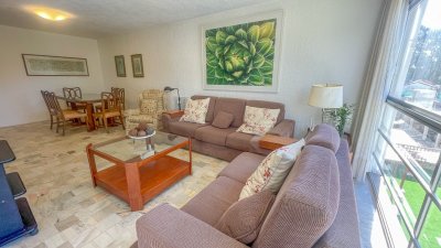 Venta apartamento 3 dormitorios zona Roosevelt