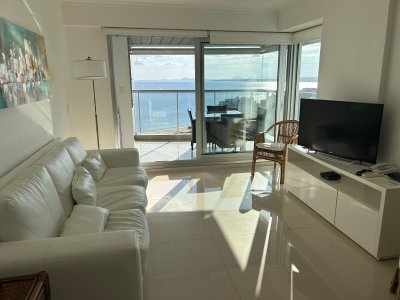 Apartamento en alquiler de verano 2 dormitorios full amenitties