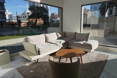Venta apartamento 2 dormitorios a metros del mar