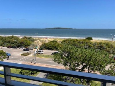 Venta primera linea al mar 2 dormitorios