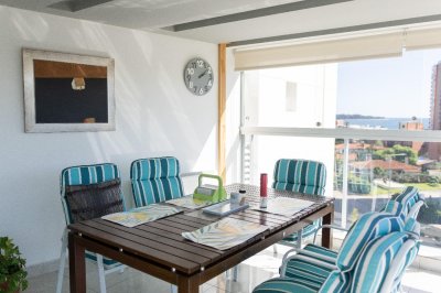 Apartamento en Venta de Dos Dormitorios Playa Mansa