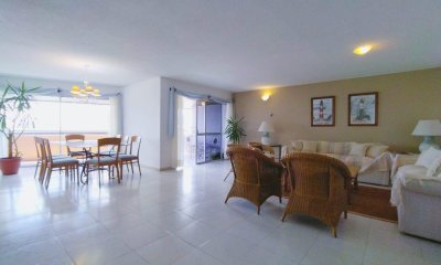 Venta penthouse 3 dormitorios en playa brava
