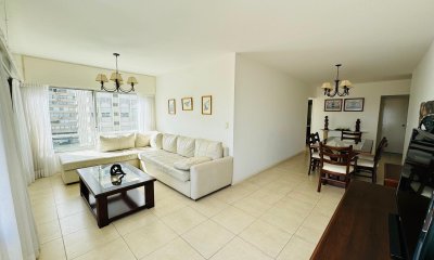 Venta apartamento el corazón de la península 2 dormitorios 2 baños.