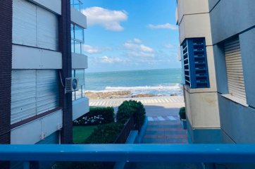 Apartamento en venta de tres dormitorios