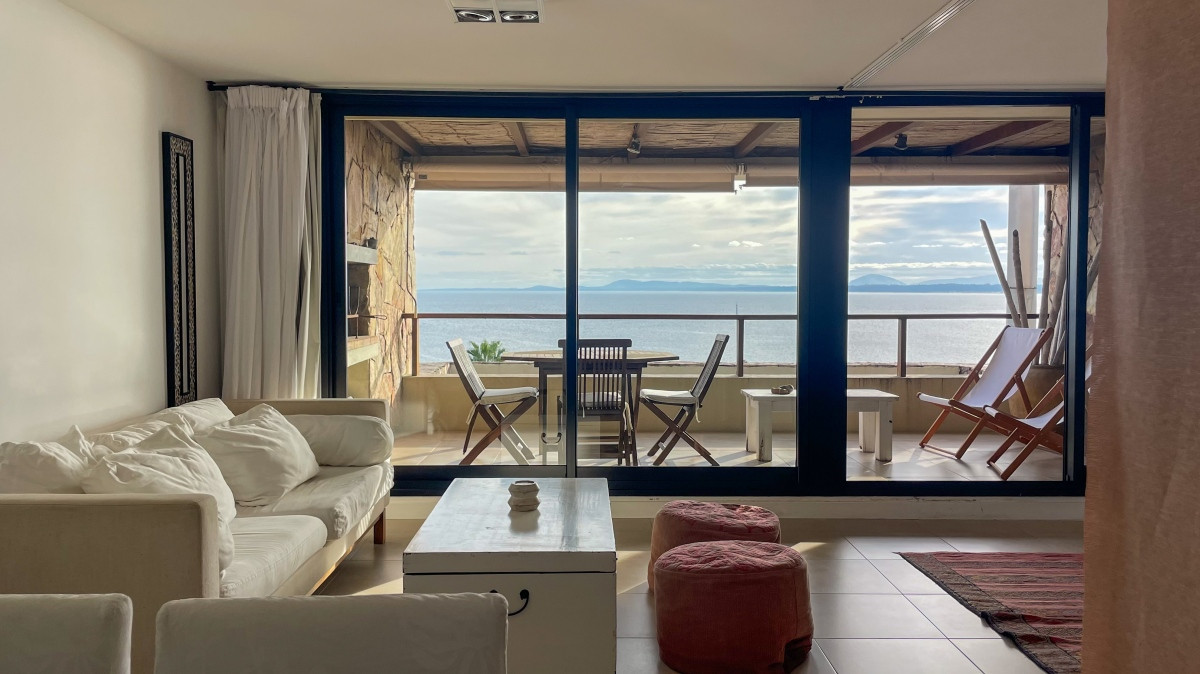 Punta Ballena en su esplendor, vista privilegiada y excelentes amenities