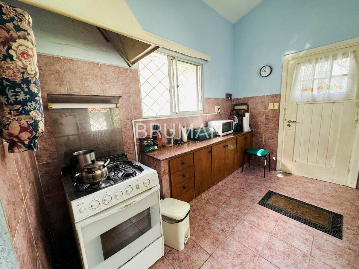 Casa ID.32 - Venta casa con excelente terreno de 2832 m².