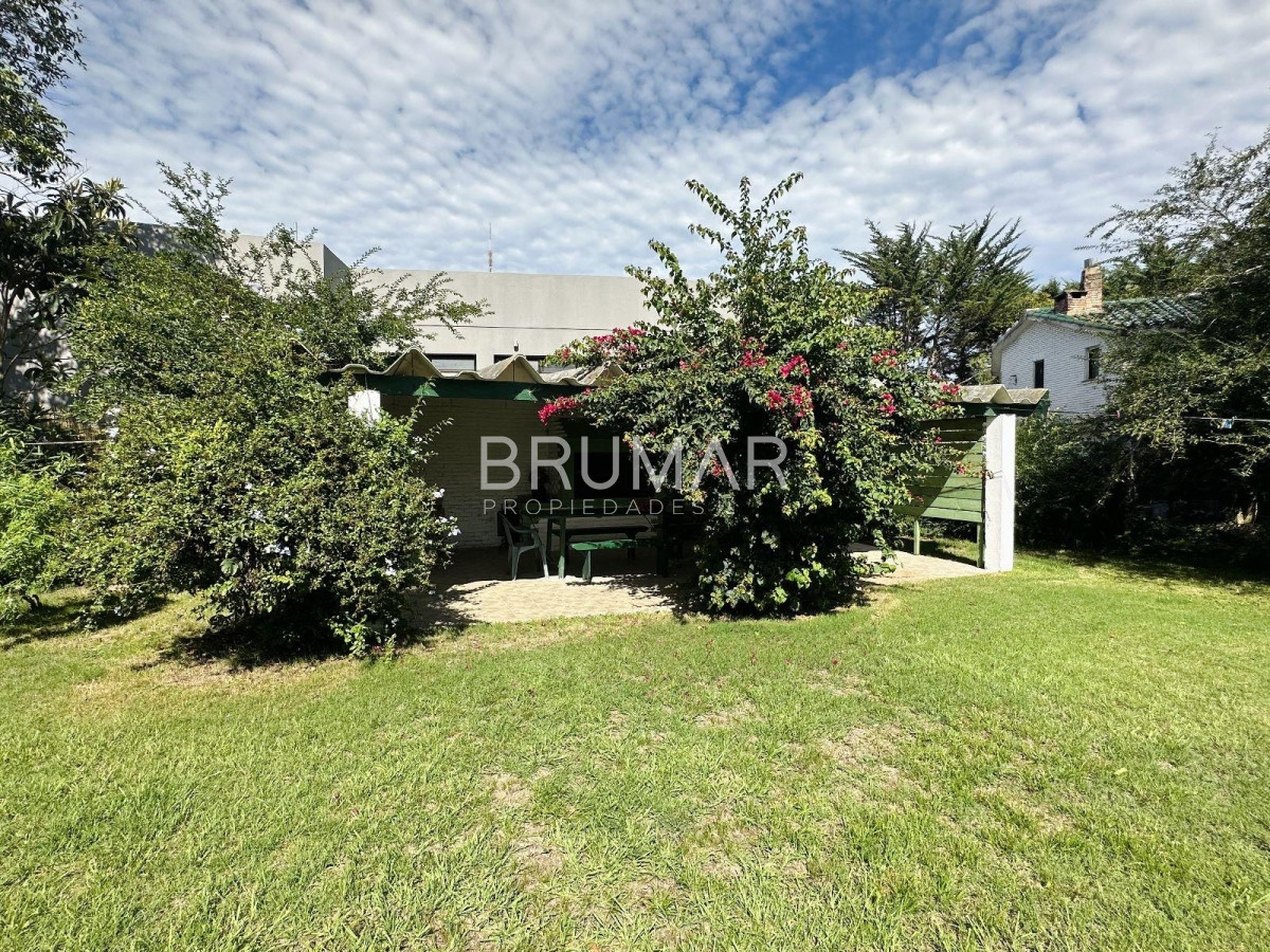 Casa ID.32 - Venta casa con excelente terreno de 2832 m².