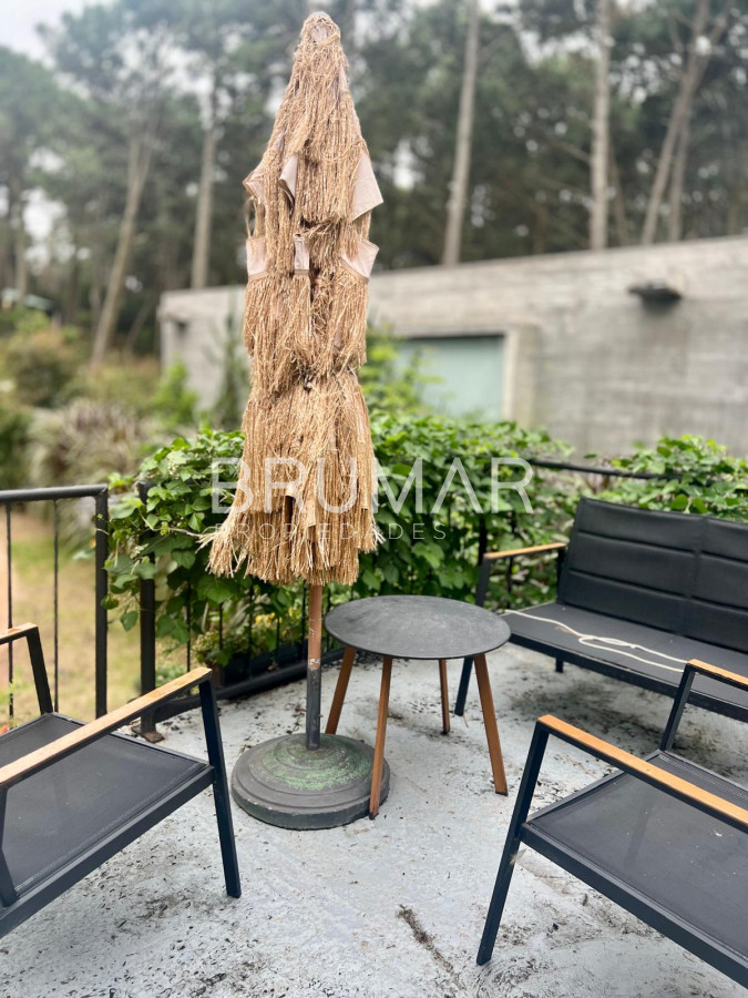 Casa ID.686 - Casa en venta y alquiler anual 2 dormitorios 