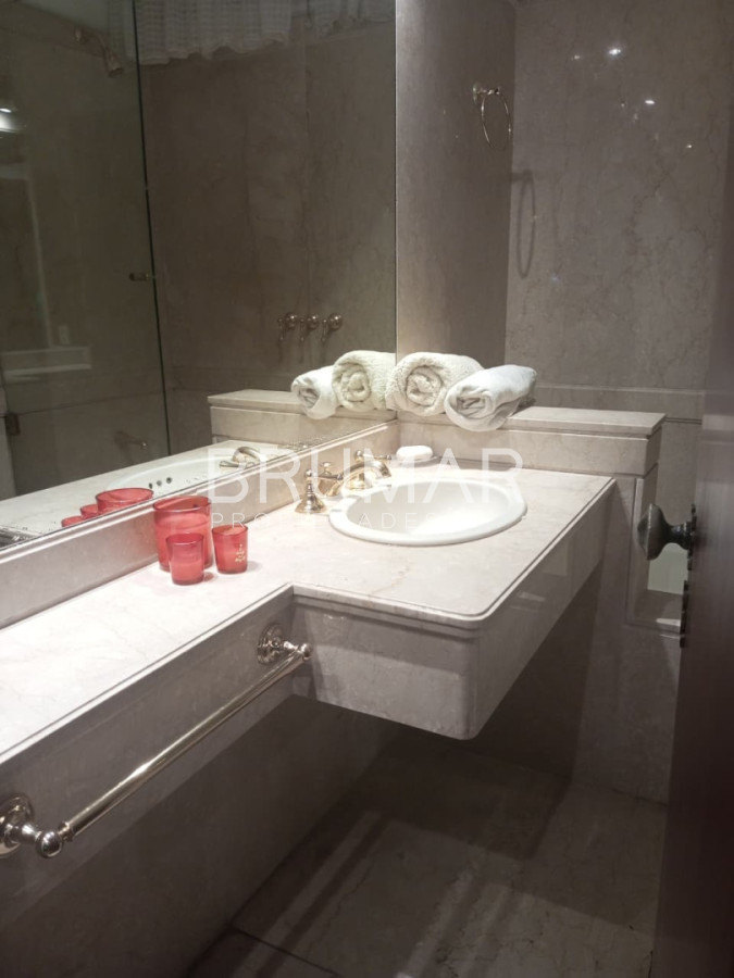 Casa ID.776 - Alquiler playa mansa casa capacidad para 12 personas