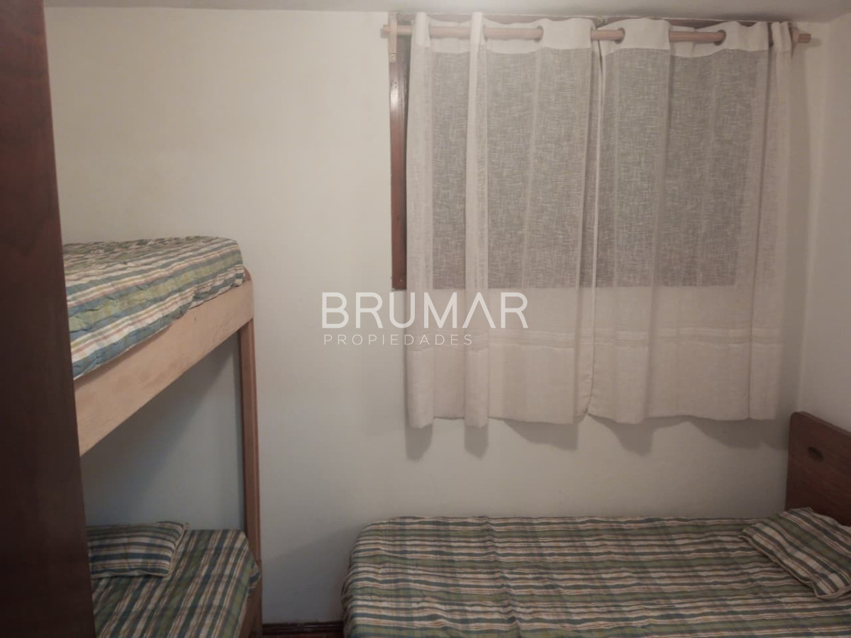 Casa ID.776 - Alquiler playa mansa casa capacidad para 12 personas