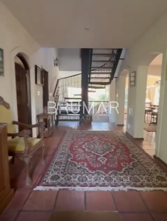Casa ID.834 - Casa en venta con potencial a zona comercial