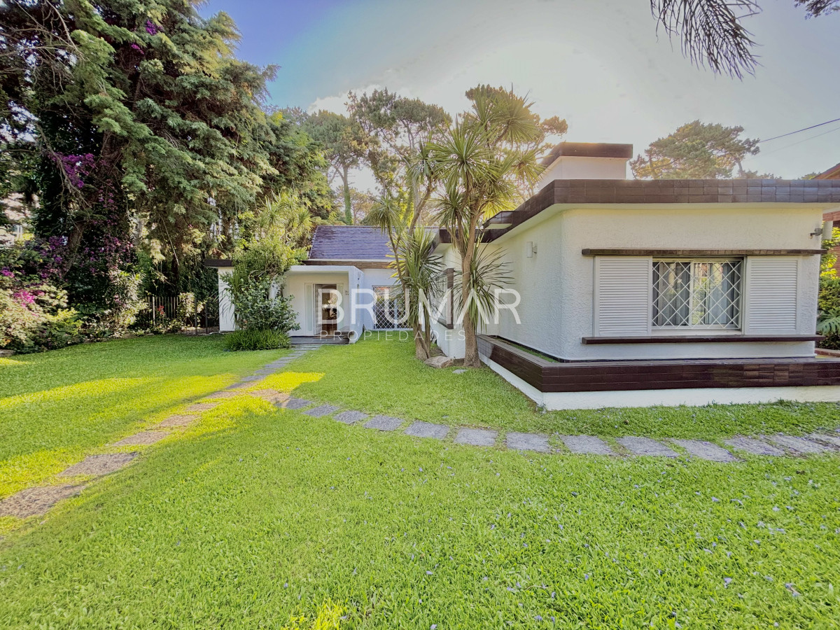 Casa ID.336 - Venta casa Cantegrill punta del este 4 dormitorios 