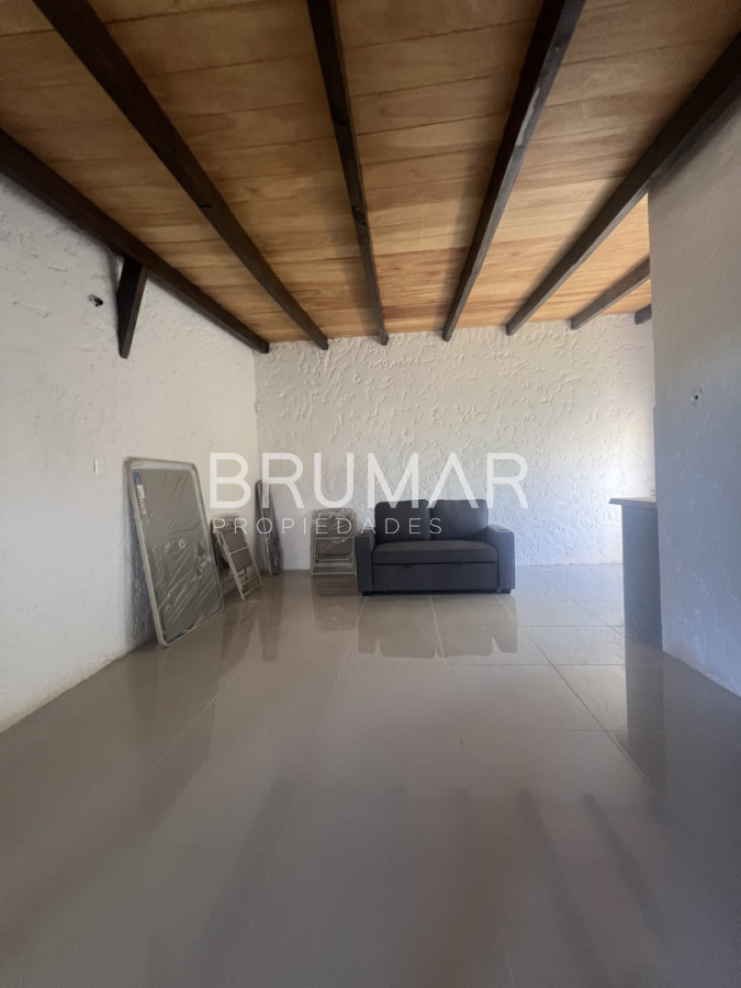 Casa ID.705 - Casa en venta 2 dormitorios mas dependencia