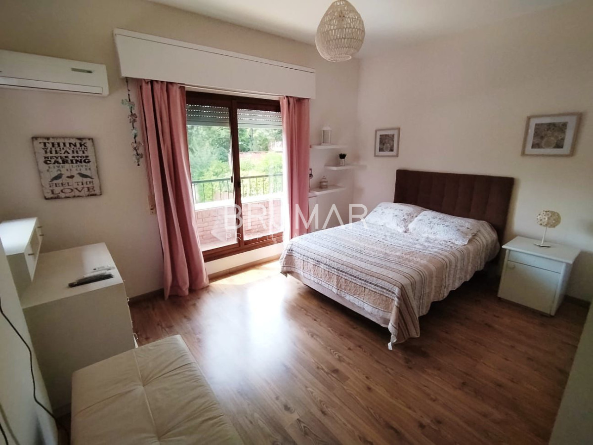 Casa ID.942 - Casa playa mansa 4dorm. 4 baños. Piscina climatizada, etc