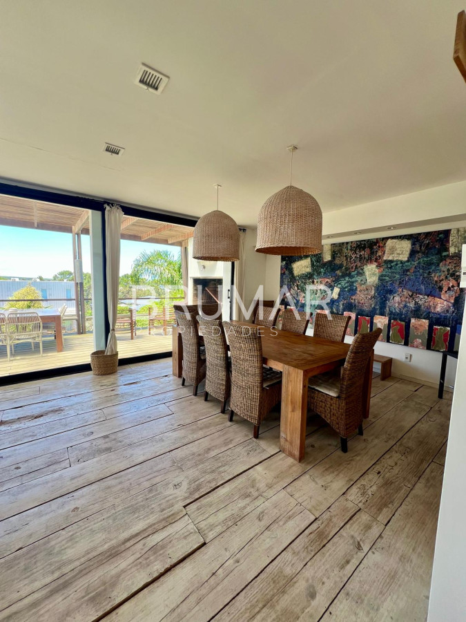 Casa ID.691 - Casa de 4 dormitorios en alquiler de verano 