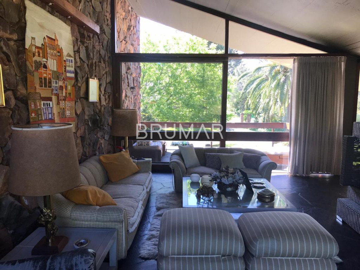 Casa ID.776 - Alquiler playa mansa casa capacidad para 12 personas