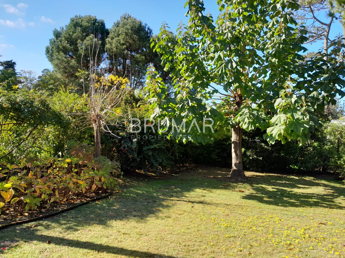 Casa ID.93 - Casa en venta 4 dormitorios oportunidad en Pinares
