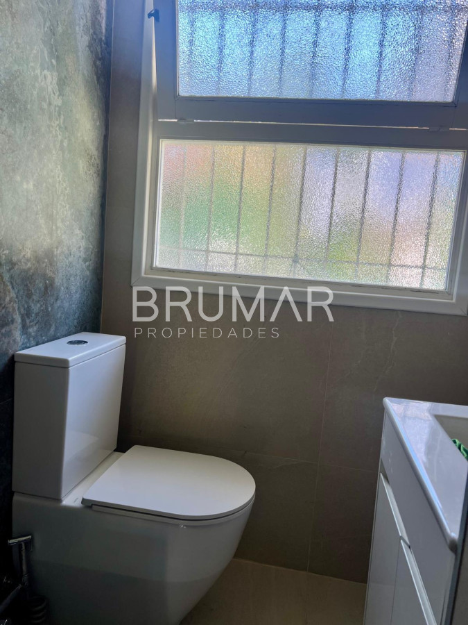 Casa ID.662 - Alquiler de verano playa mansa 4 dormitorios