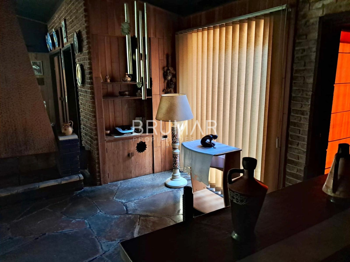 Casa ID.394 - Venta de casa en excelente zona para fines de vivienda y comercial