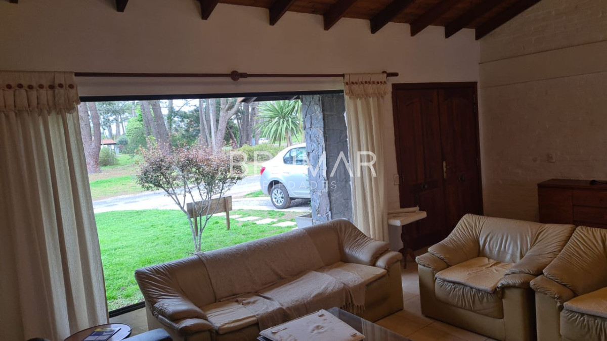 Casa ID.278 - Casa venta 4 dormitorios mansa