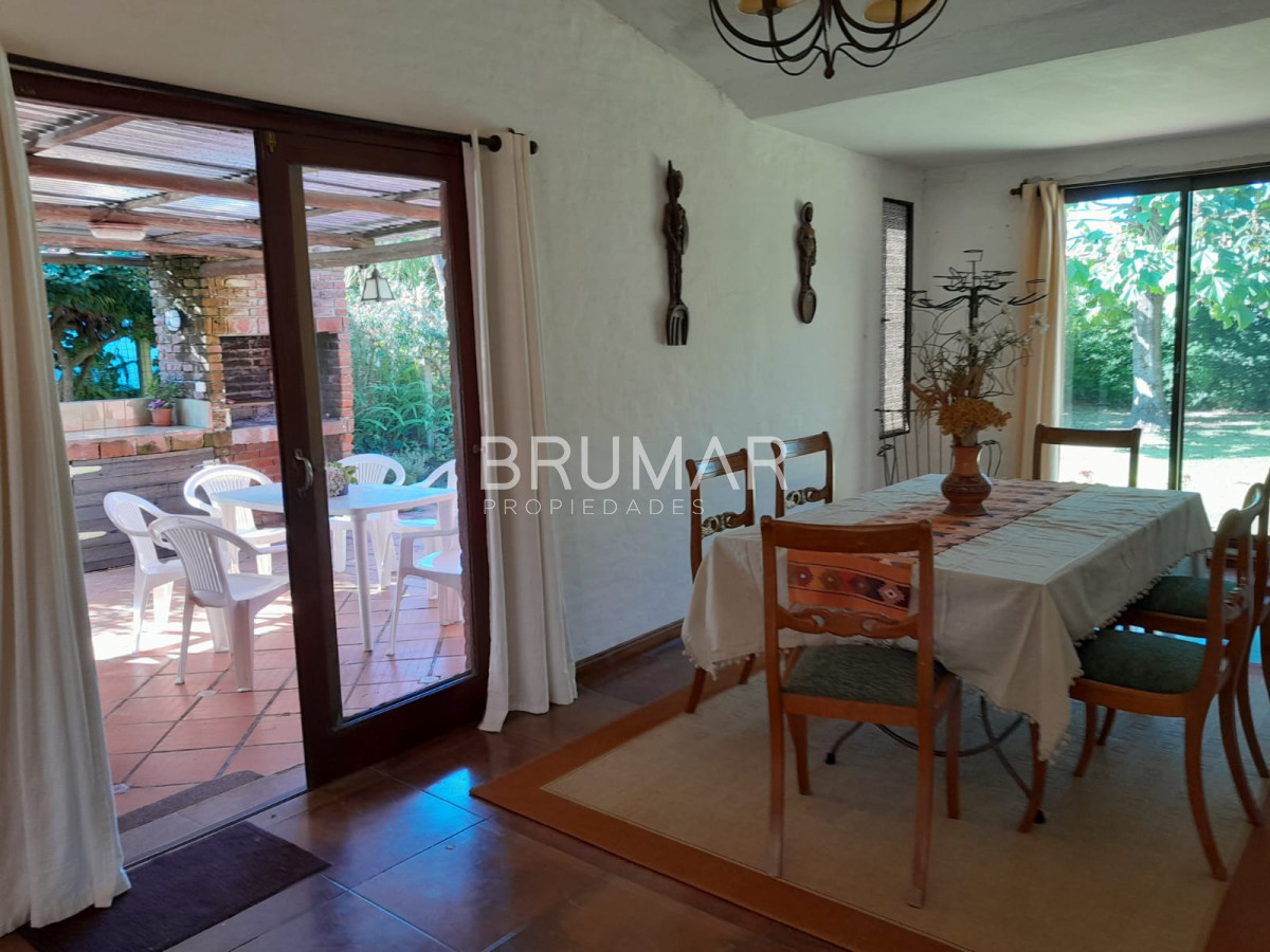Casa ID.93 - Casa en venta 4 dormitorios oportunidad en Pinares