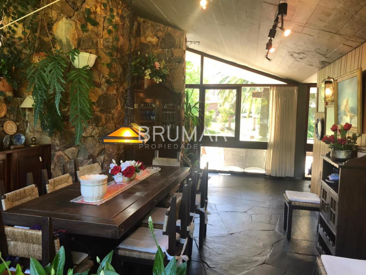 Casa ID.776 - Alquiler playa mansa casa capacidad para 12 personas