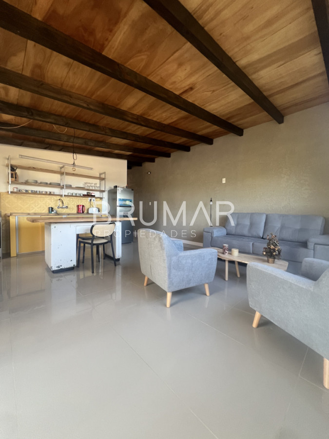 Casa ID.705 - Casa en venta 2 dormitorios mas dependencia