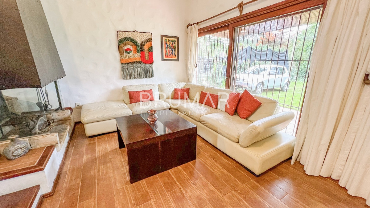 Casa ID.2 - Playa mansa ideal para vivir todo el año