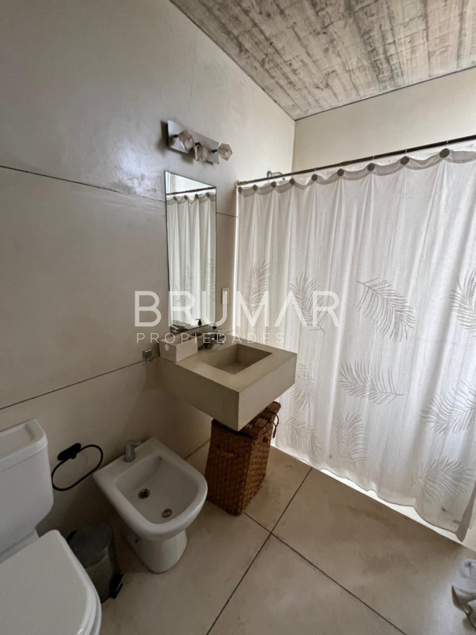 Casa ID.736 - Venta, Casa Primera Línea al Océano.