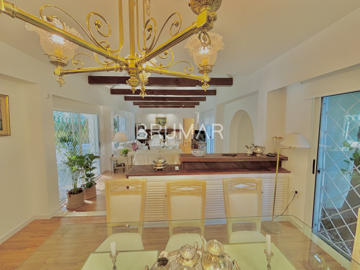 Casa ID.336 - Venta casa Cantegrill punta del este 4 dormitorios 
