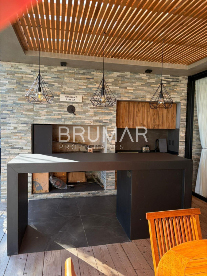 Casa ID.944 - EXCLUSIVA CASA EN LA BARRA