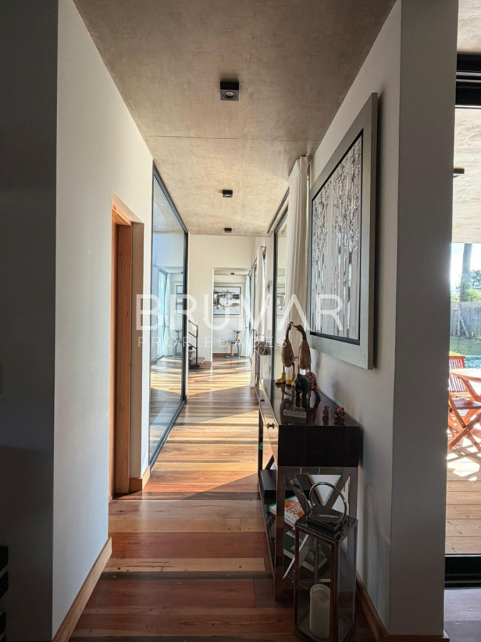 Casa ID.944 - EXCLUSIVA CASA EN LA BARRA