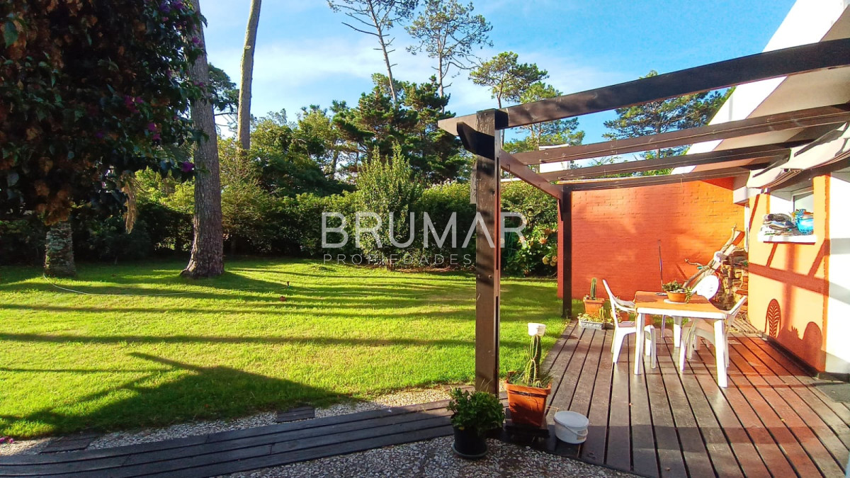 Casa ID.9 - Venta casa en Pinares a pasos del mar