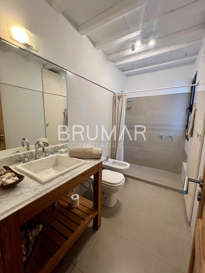 Casa ID.691 - Casa de 4 dormitorios en alquiler de verano 