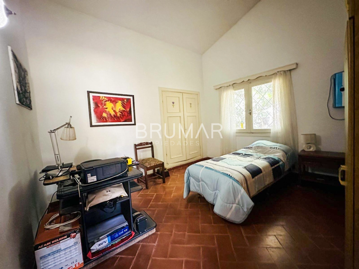 Casa ID.32 - Casa en zona de colegios con excelente terreno de 2832 m².