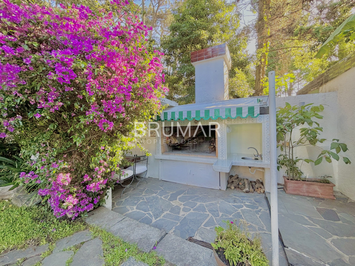Casa ID.336 - Venta casa Cantegrill punta del este 4 dormitorios 