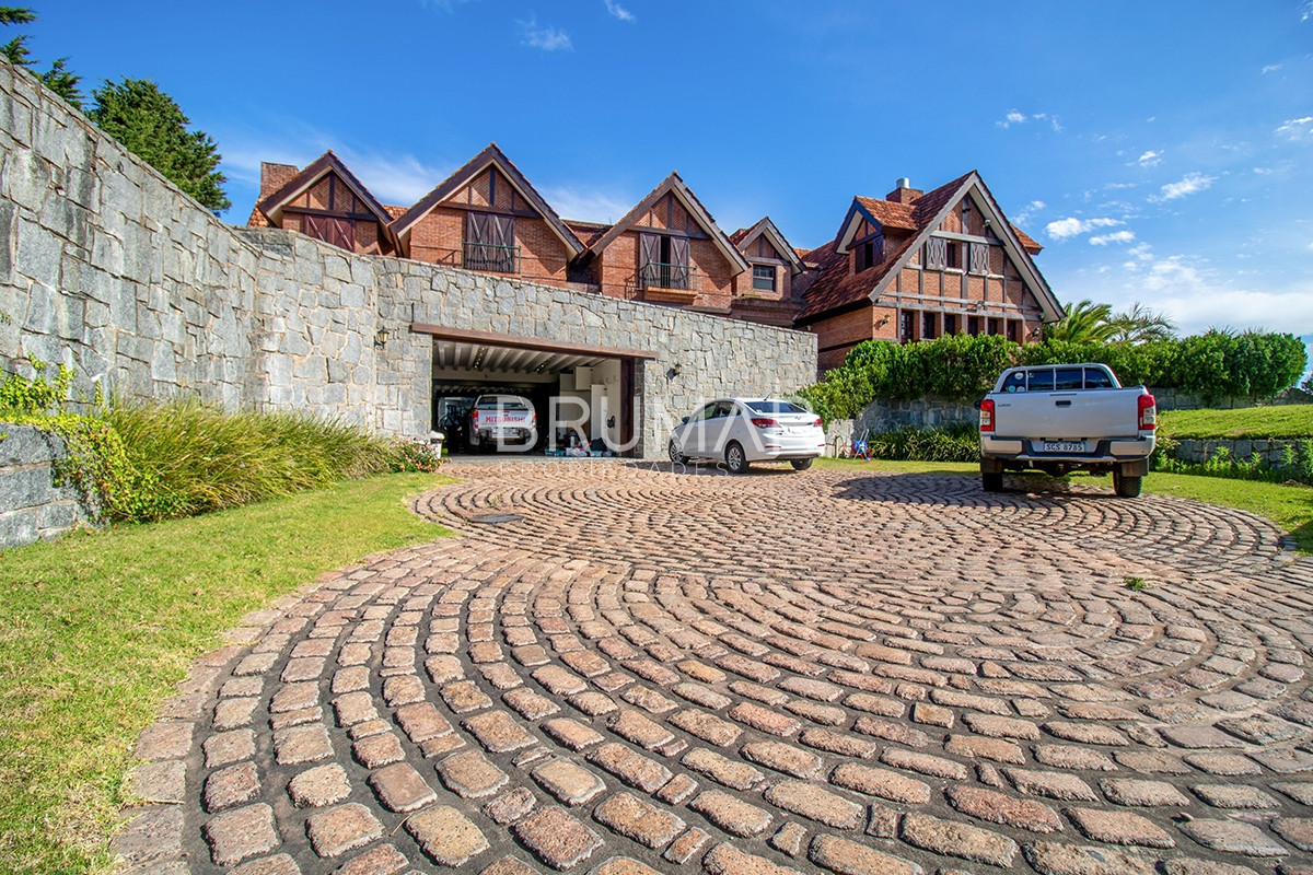 Casa ID.81 - venta casa mansa punta del este mansa frente al mar