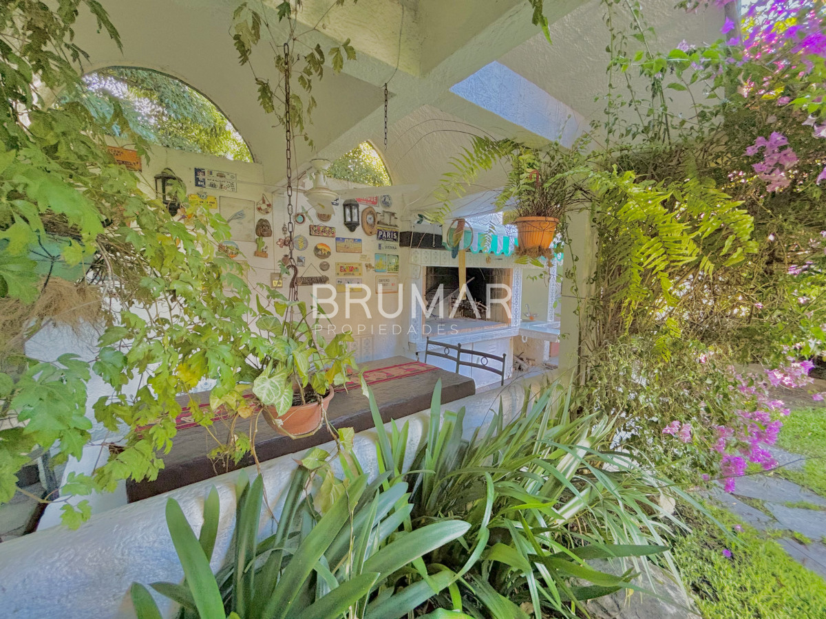 Casa ID.336 - Venta casa Cantegrill punta del este 4 dormitorios 
