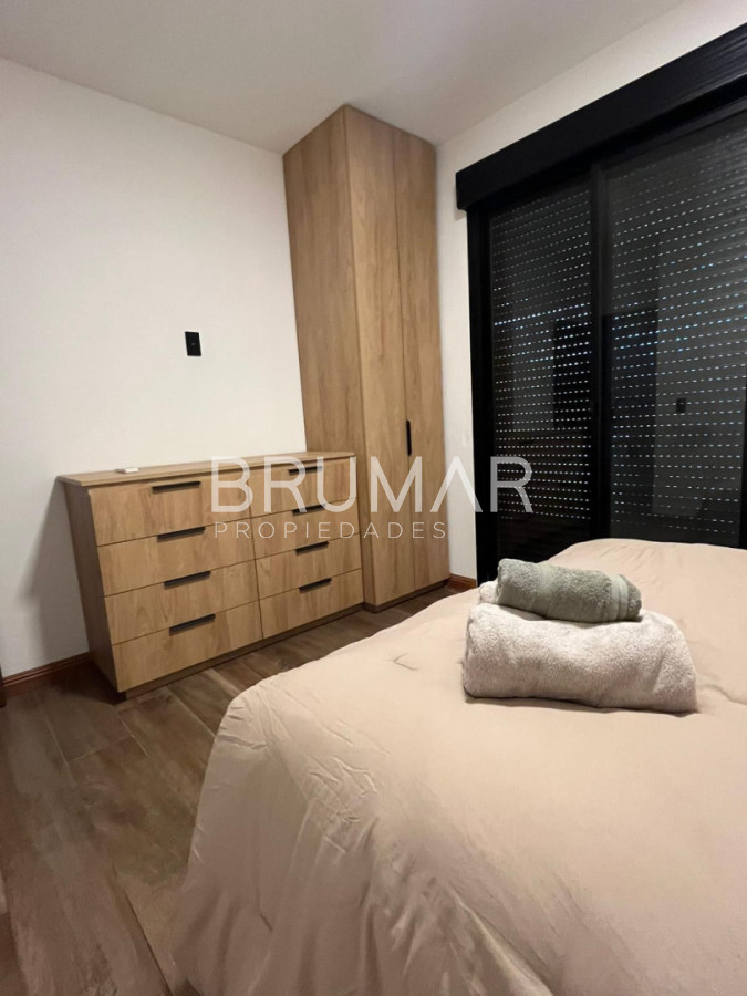 Casa ID.739 - Casa en alquiler anual y venta