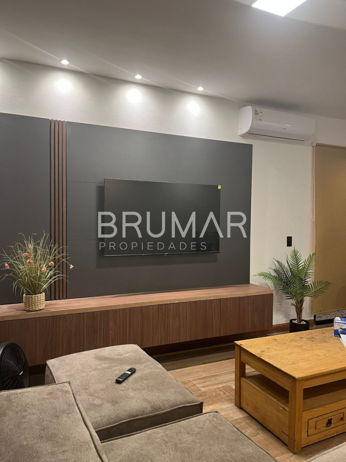 Casa ID.739 - Casa en alquiler anual y venta