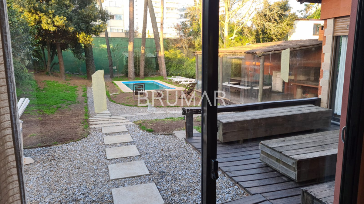 Casa ID.278 - Casa venta 4 dormitorios mansa
