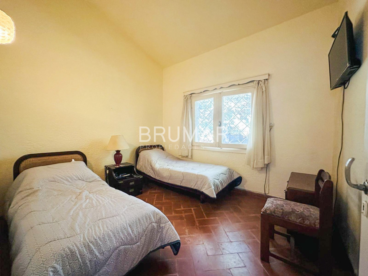 Casa ID.32 - Casa en zona de colegios con excelente terreno de 2832 m².