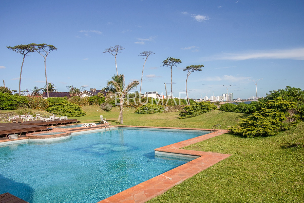 Casa ID.81 - venta casa mansa punta del este mansa frente al mar