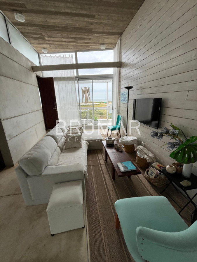 Casa ID.736 - Venta, Casa Primera Línea al Océano.