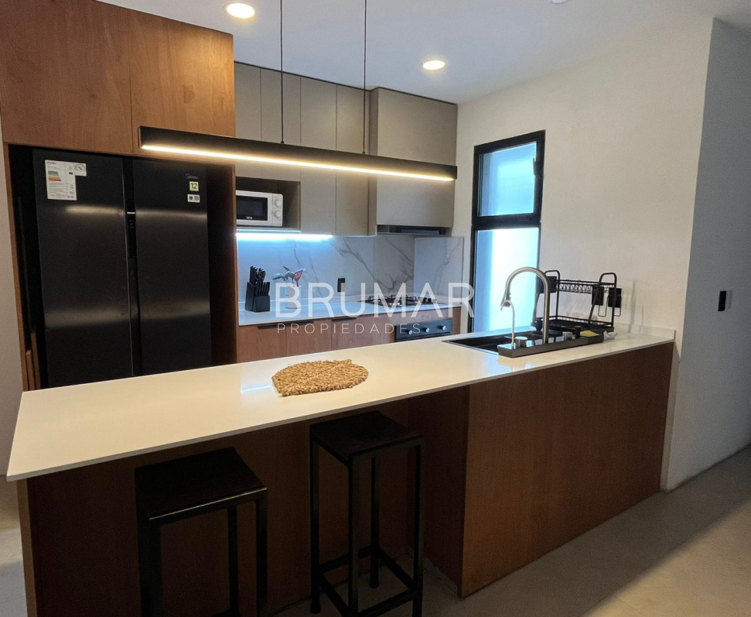 Casa ID.739 - Casa en alquiler anual y venta