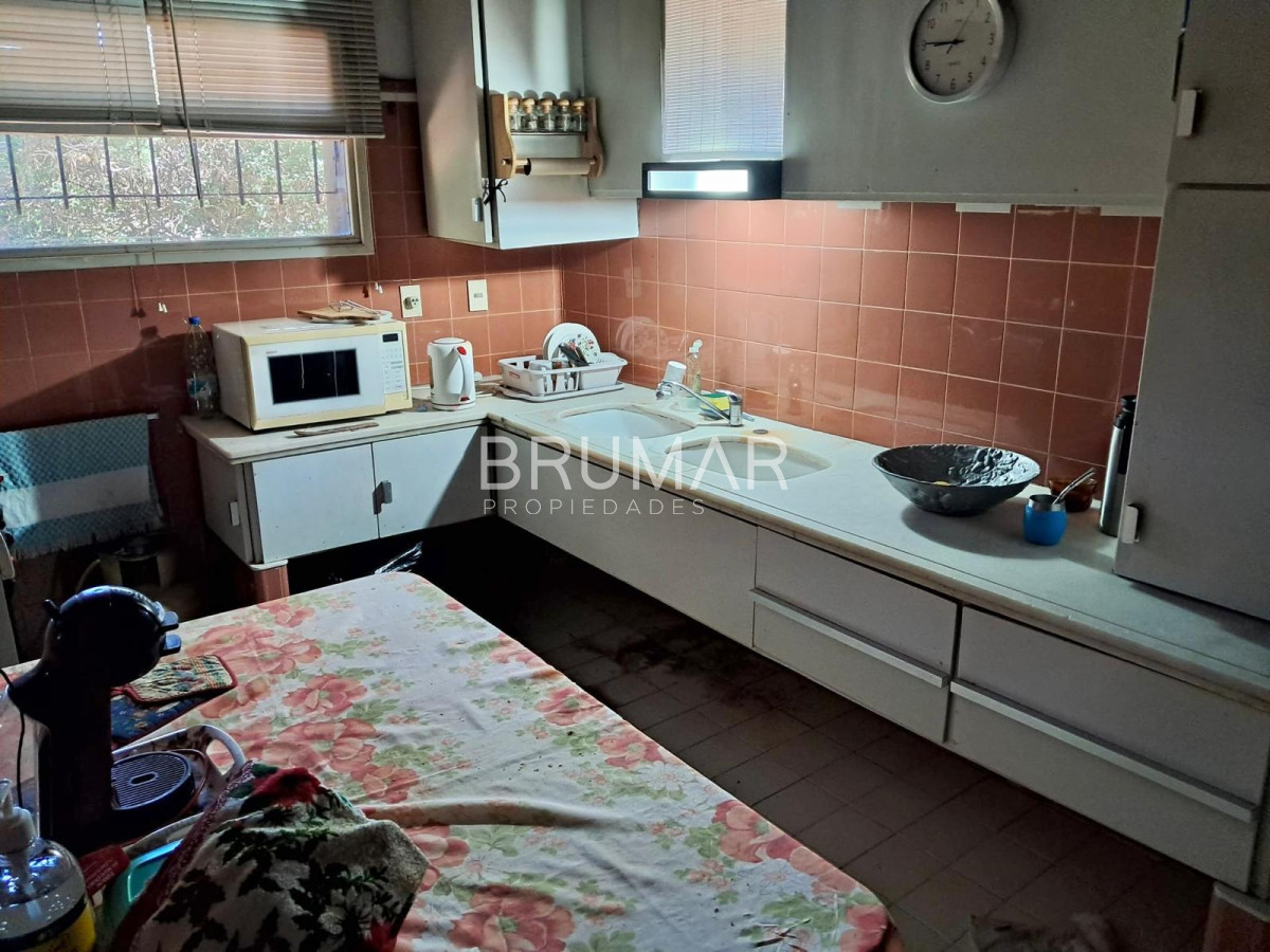 Casa ID.394 - Venta de casa en excelente zona para fines de vivienda y comercial