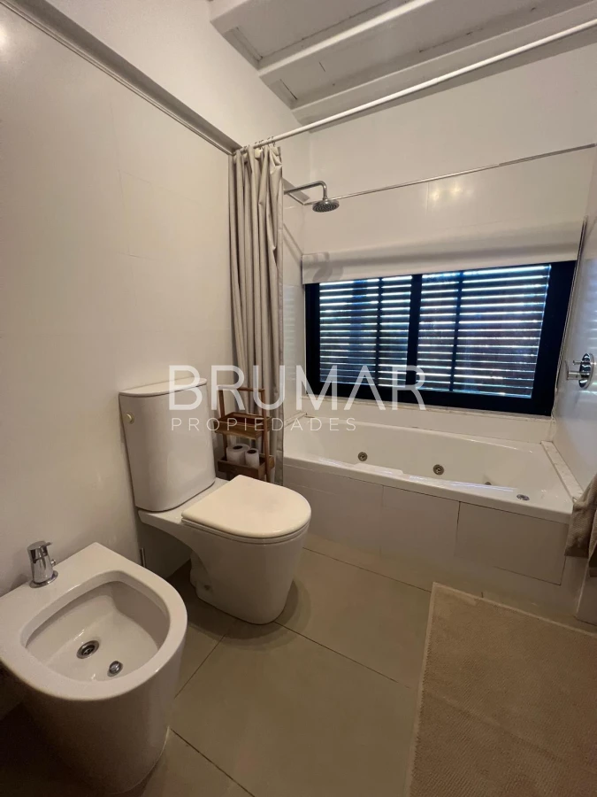 Casa ID.691 - Casa de 4 dormitorios en alquiler de verano 