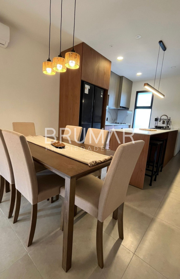 Casa ID.739 - Casa en alquiler anual y venta