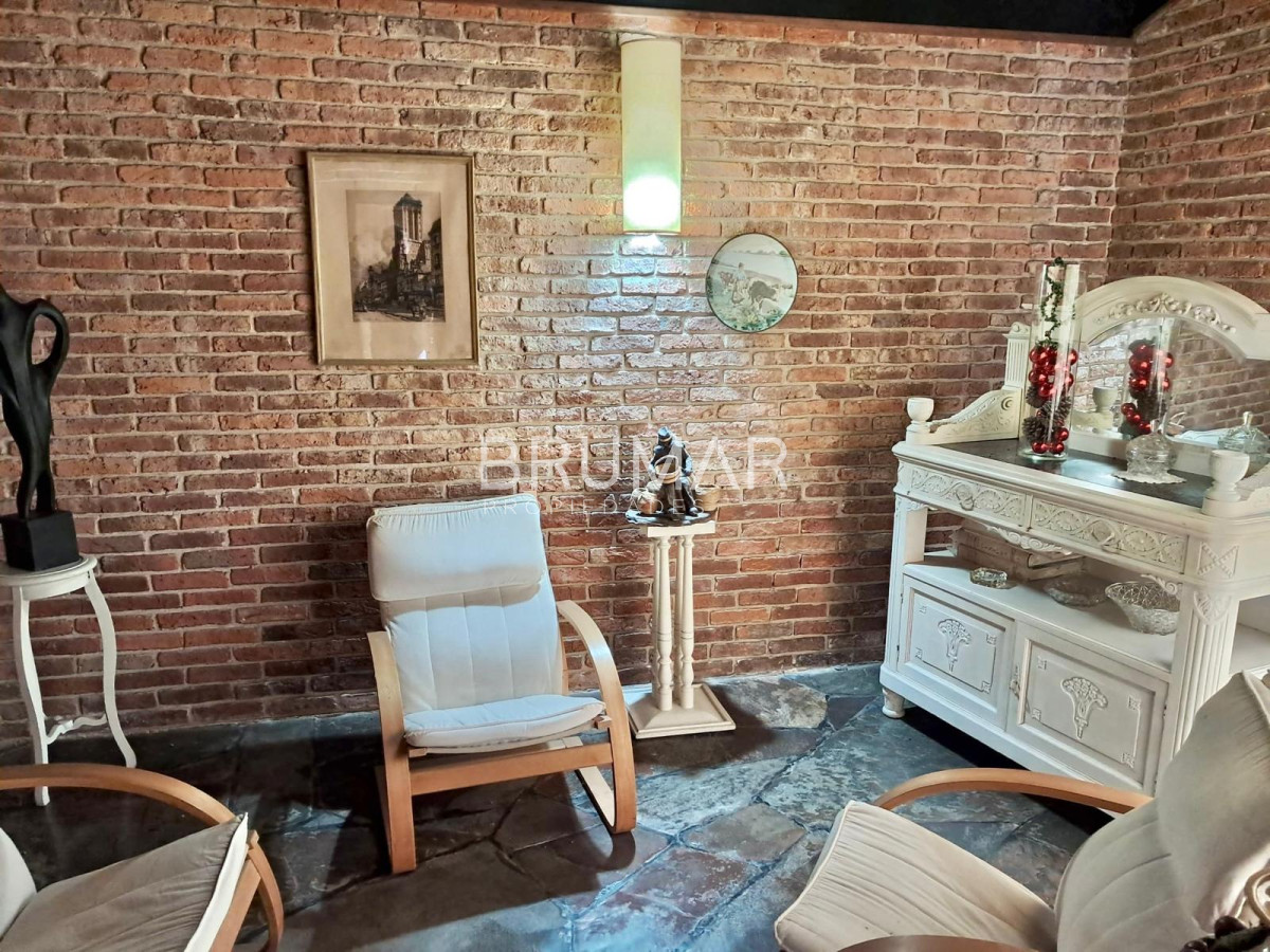 Casa ID.394 - Venta de casa en excelente zona para fines de vivienda y comercial